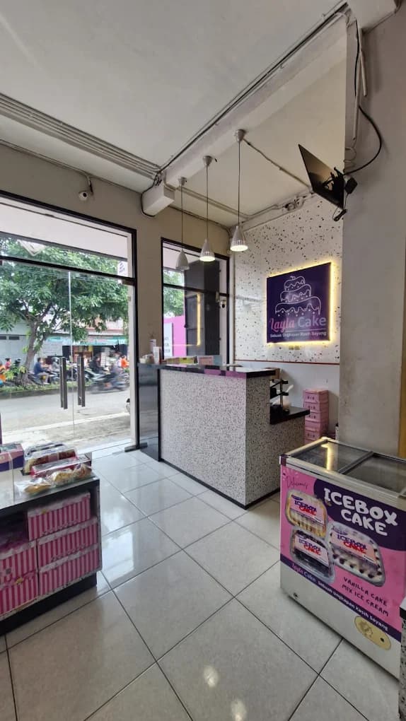 Layla Cake Regency outlet